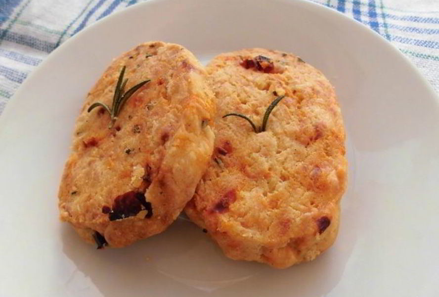 Сырное печенье к шампанскому