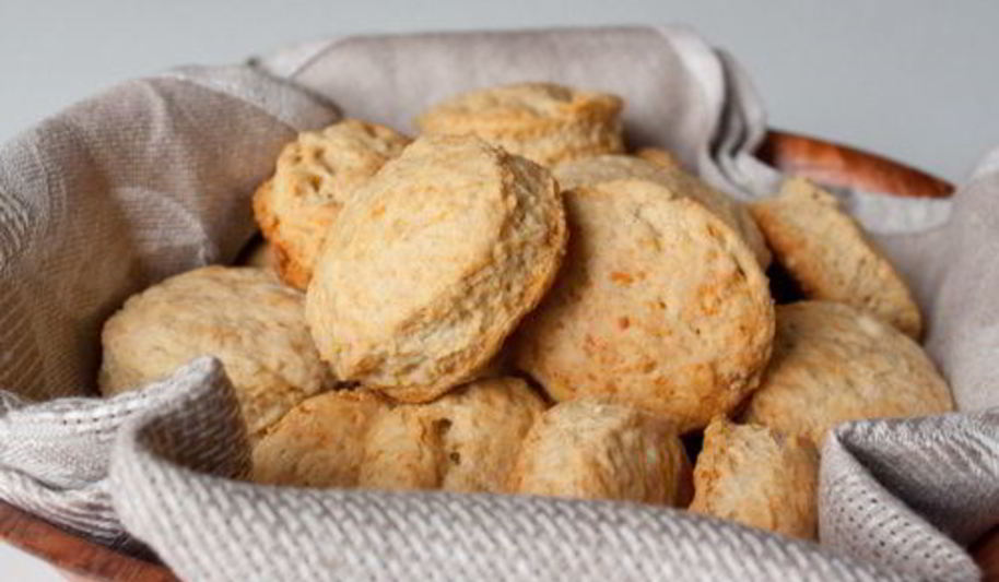 Рецепт сырного печенья на соде