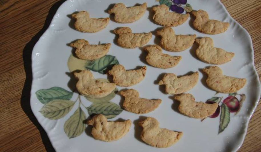 Рецепт сырного печенья с перцем