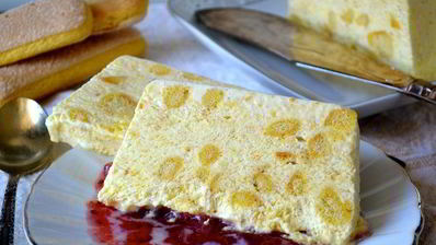 ванильное парфе с крошкой печенья