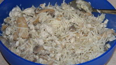 блинный пирог с курицей и грибами