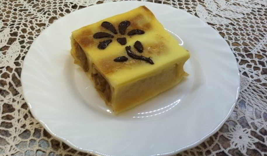 Рецепт блинного пирога с яблоками и бананами