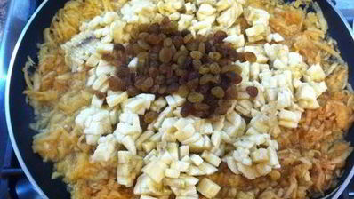 блинный пирог с яблоками и бананами