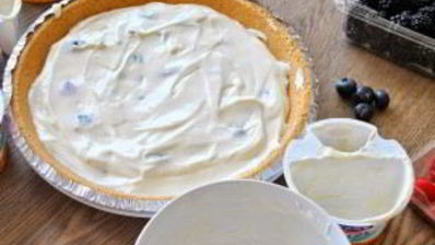 быстрый пирог с ягодами