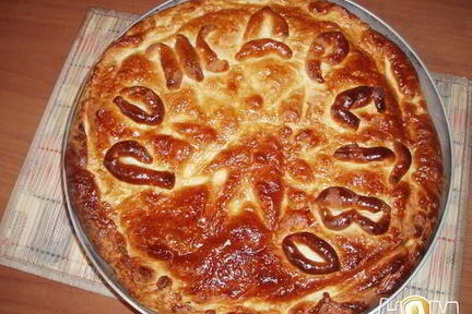 Дрожжевой пирог с зеленым луком