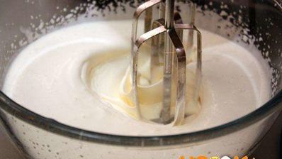 миндальный пирог с клубникой