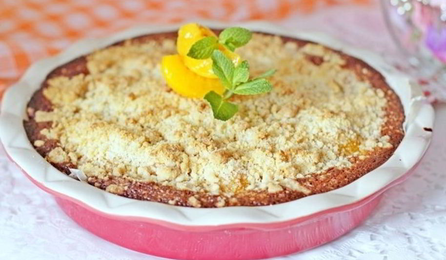 Рецепт насыпного пирога с персиками