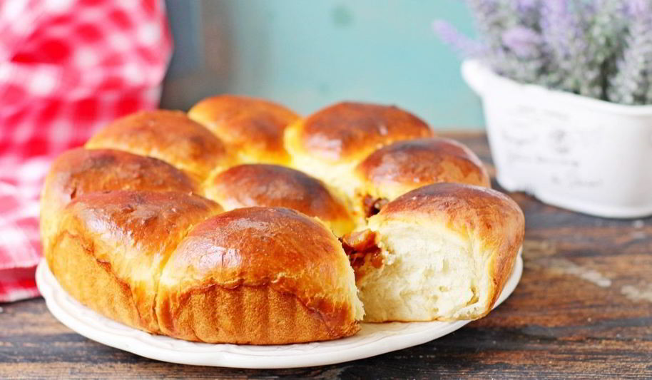 Рецепт отрывного пирога с тушеной капустой