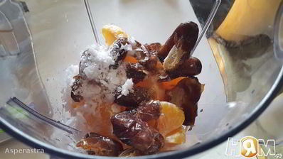 пирог из хурмы с мандариновой карамелью