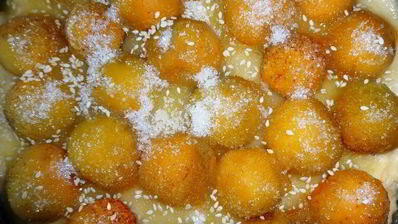 пирог с абрикосами и черешней