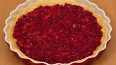 пирог с брусникой, лимоном и штрейзелем