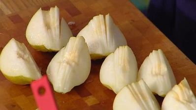 пирог с грушами и марципаном