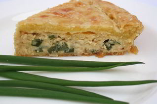 Пирог с луком и плавленными сырками