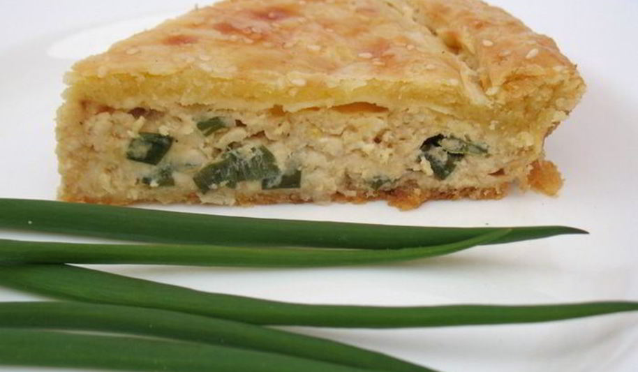Рецепт пирога с луком и плавленными сырками