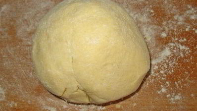 пирог с луком и плавленными сырками