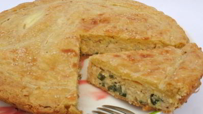 пирог с луком и плавленными сырками