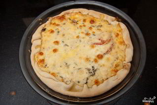 Пирог с помидорами