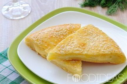 Пирог с сыром и творогом