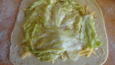 пироги с мясом, капустой и фасолью