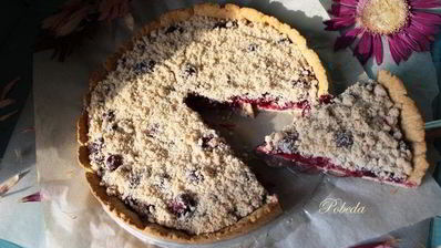 постный ягодный пирог с крошкой