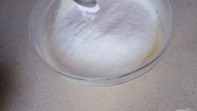 пышный заливной пирог с яйцом и луком