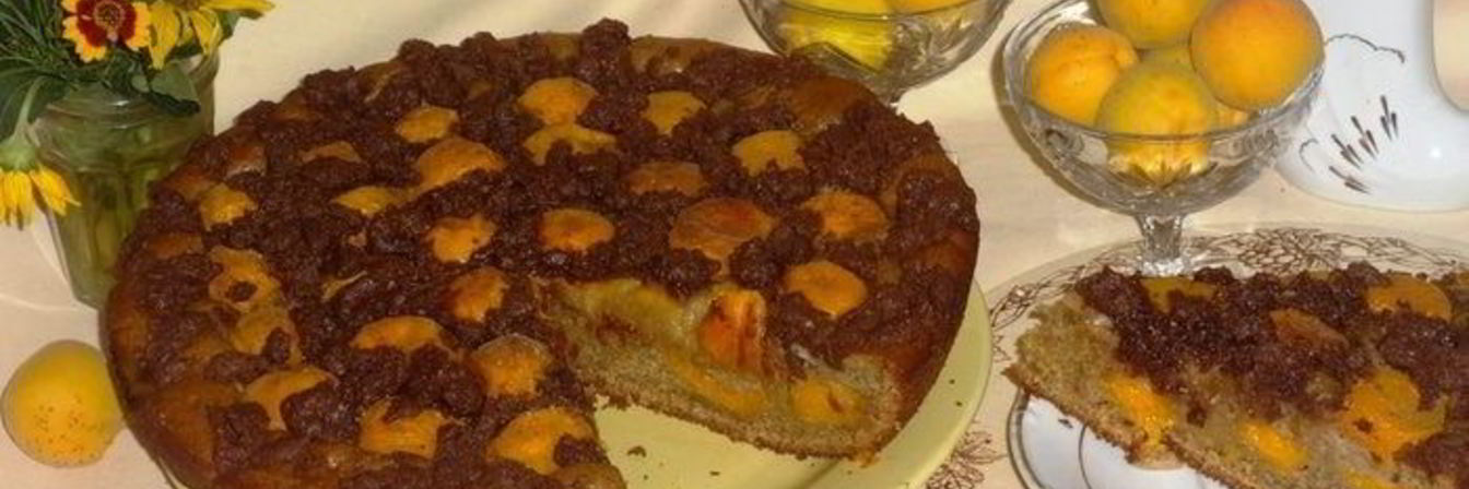 Ржаной пирог с абрикосами