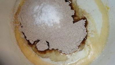 ржаной пирог с абрикосами