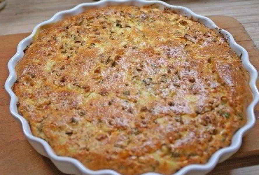 Самый простой заливной пирог на сметане