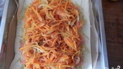 слоеный пирог с красной рыбой