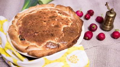 сырный пирог с красной рыбой