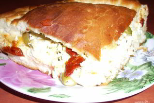 Сырный закусочный пирог с оливками