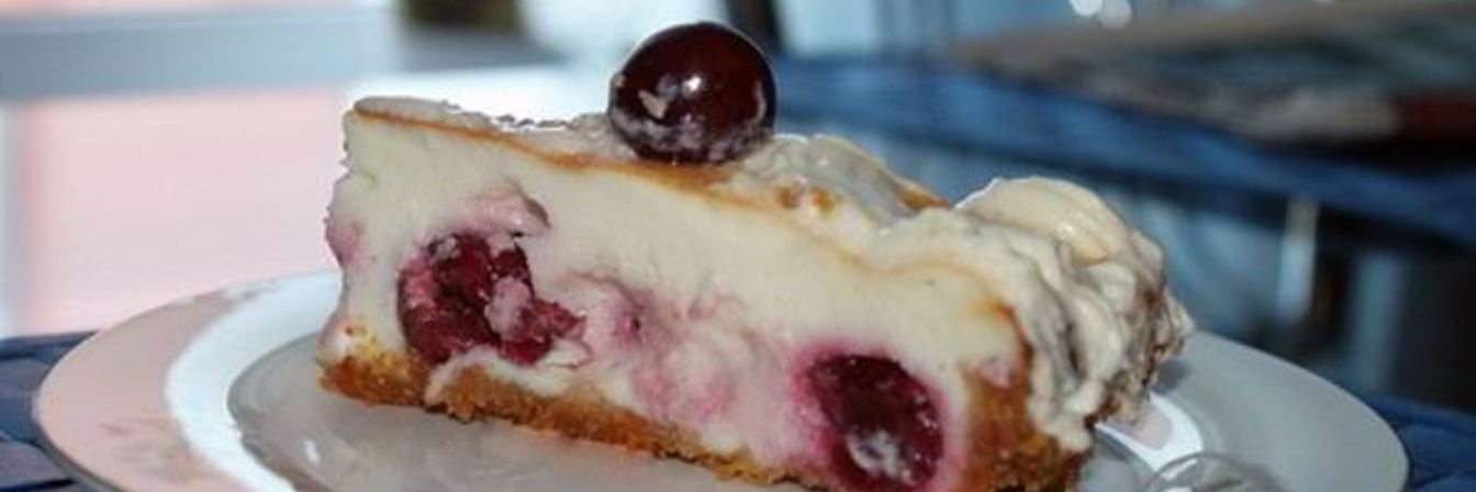 Творожный пирог с вишней