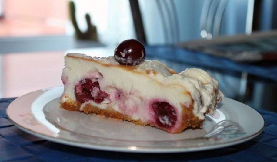 Рецепт творожного пирога с вишней