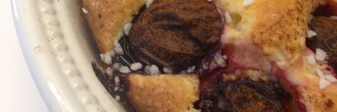 Вкусный пирог со сливой