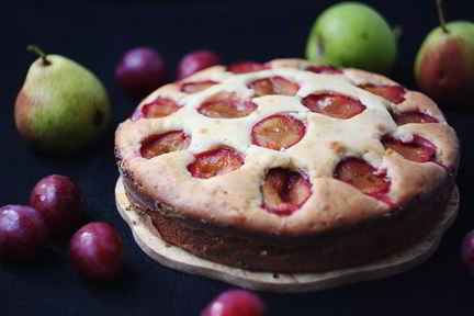 Заливной пирог со сливами