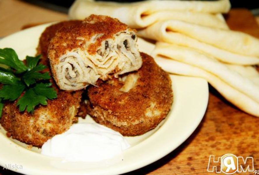 Блинчатые пирожки с грибами Улитки