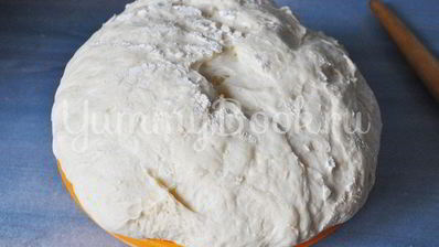 дрожжевые пирожки с капустой