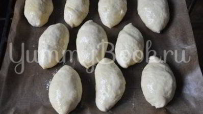 дрожжевые пирожки с капустой