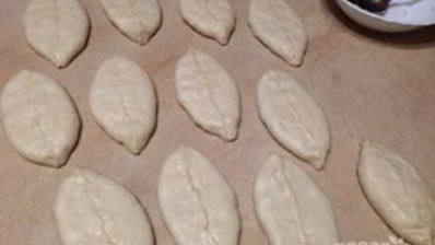 дрожжевые пирожки с картофельной начинкой