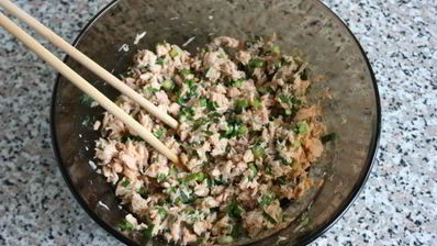 китайские пирожки с лососем