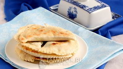 кутабы с творогом и зеленью