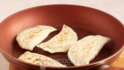 кутабы с творогом и зеленью