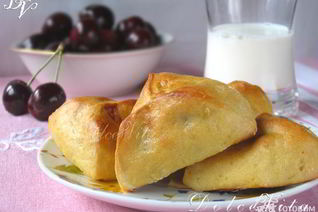 Мини-пирожки с ягодами