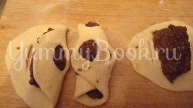 открытые пирожки с сухофруктами