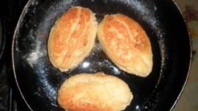 пирожки без дрожжей на сковороде