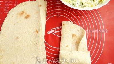 пирожки из лаваша с яйцом и луком