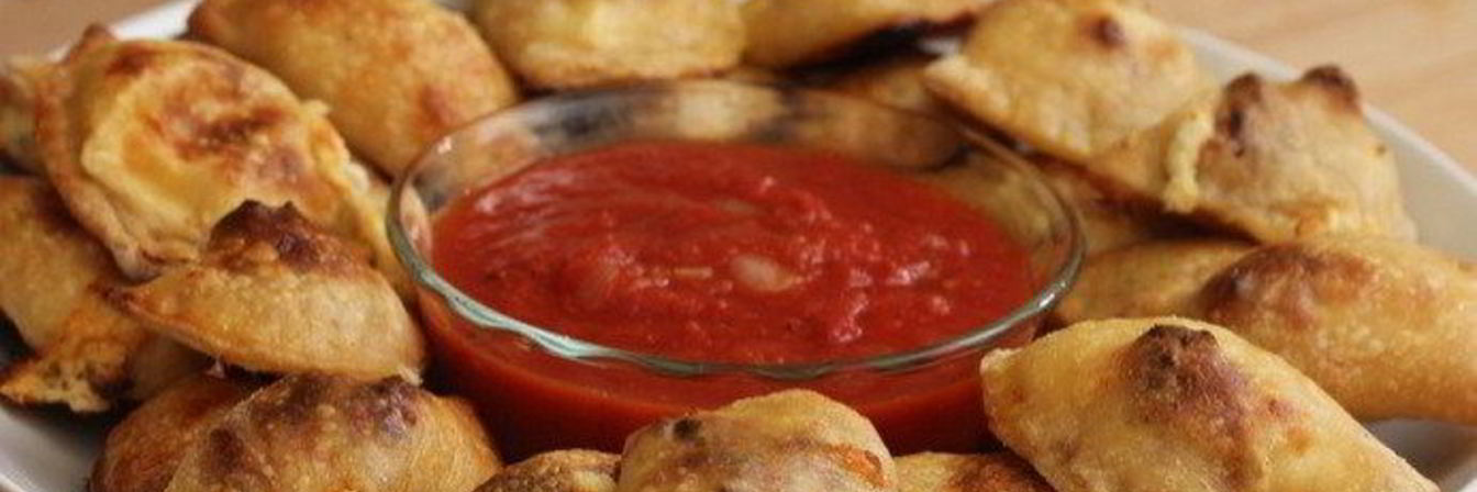 Пирожки из песочного теста с лососем