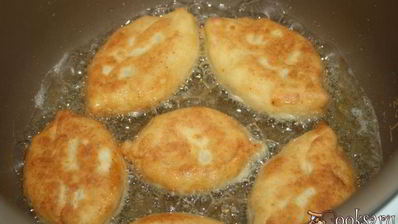 пирожки на творожном тесте с картофелем и печенью