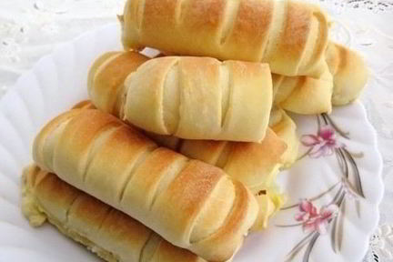 Пирожки польские с сыром плавленым