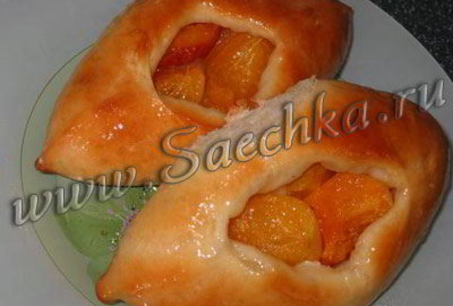 Пирожки с абрикосами